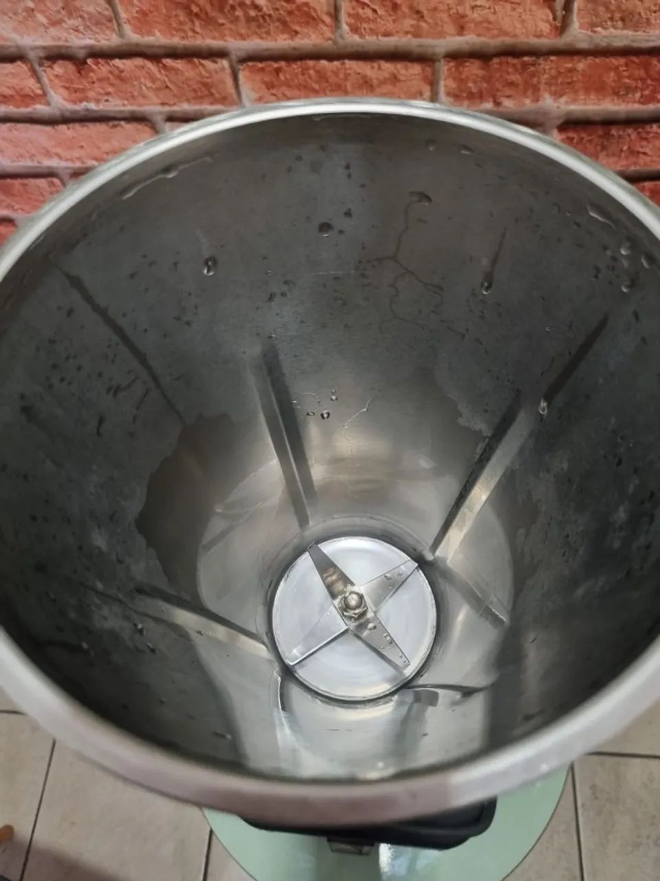 Liquidificador Comercial Skymsem Modelo LS2 Baixa Rotação - Foto 3