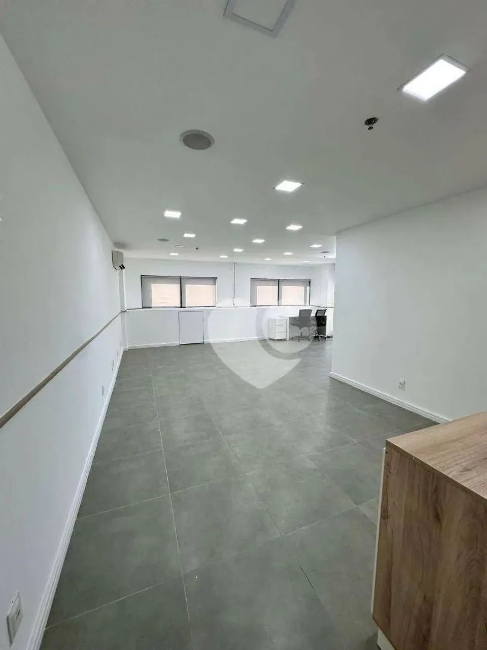 Sala Comercial 54 m²  Vista Frontal  CEO Offices (Barra da Tijuca)  Piso Elevado  1 Banhei - Foto 3