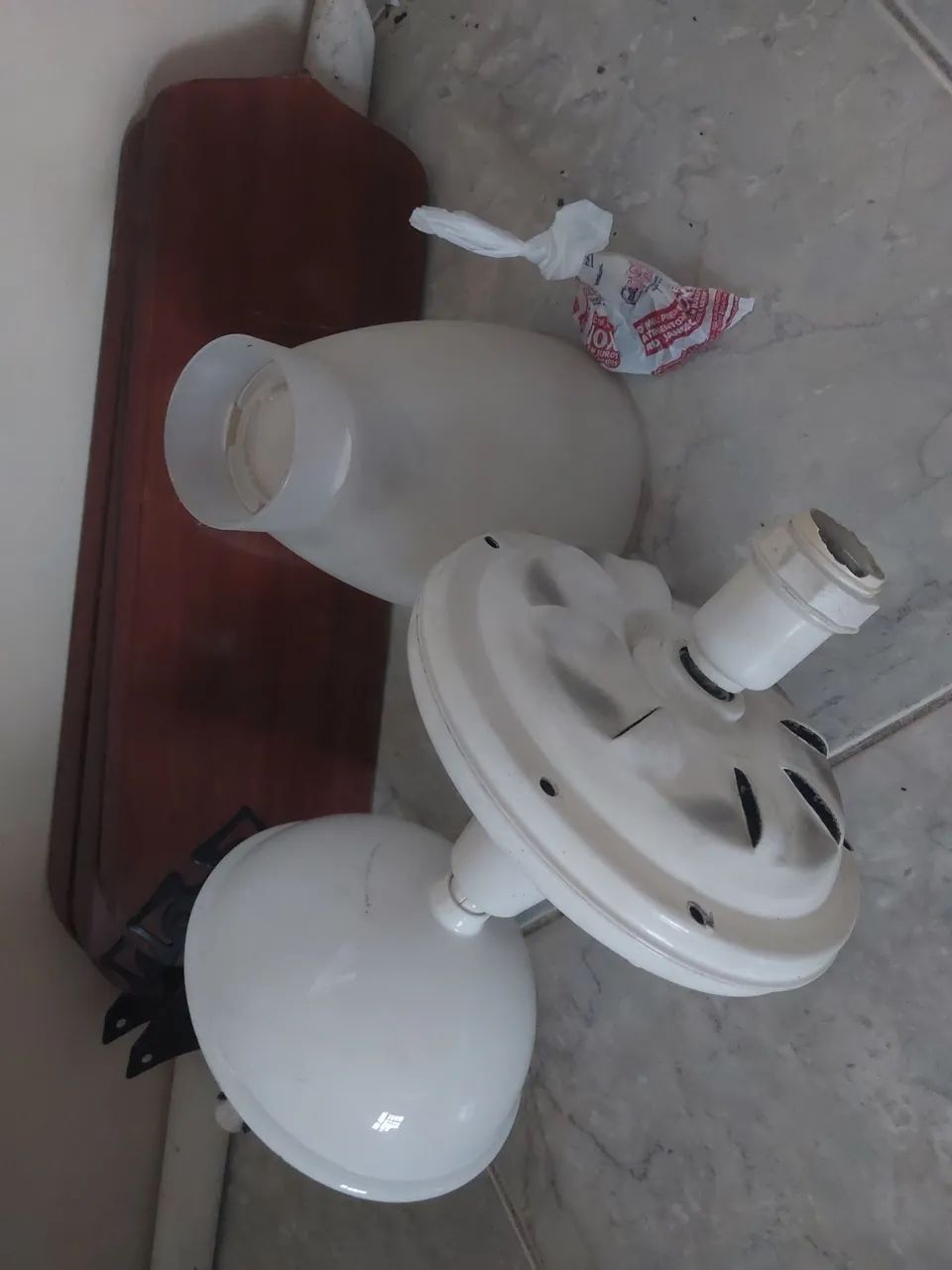 Ventilador de Teto - com defeito - Foto 2