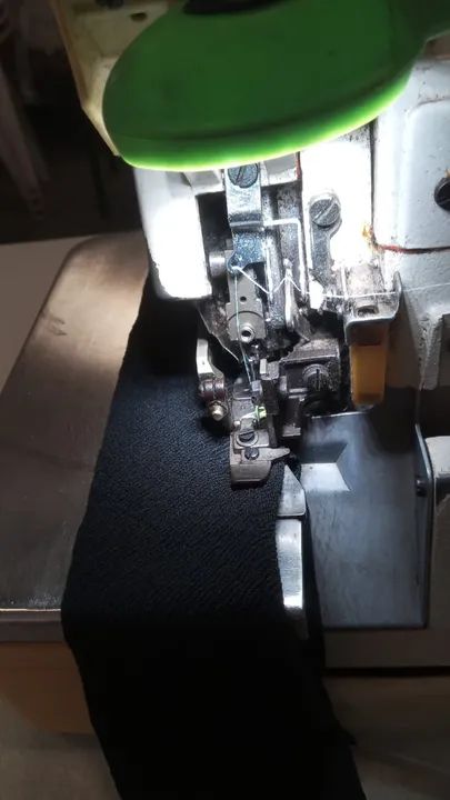 Máquina Overloque Industrial - Foto 3