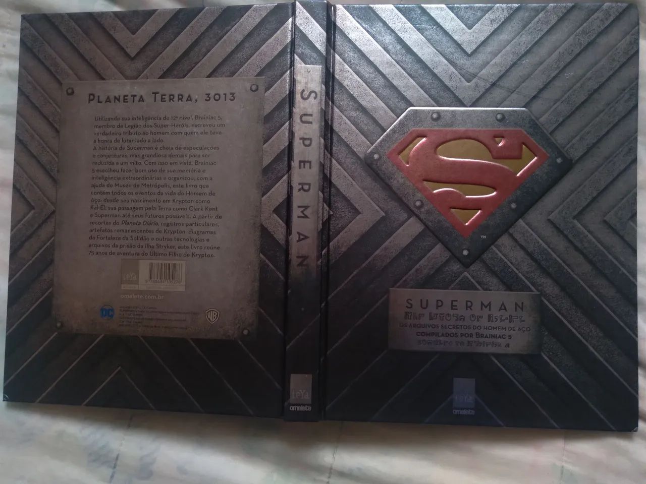 LIVRO OS ARQUIVOS SECRETOS DO HOMEM DE AÇO 