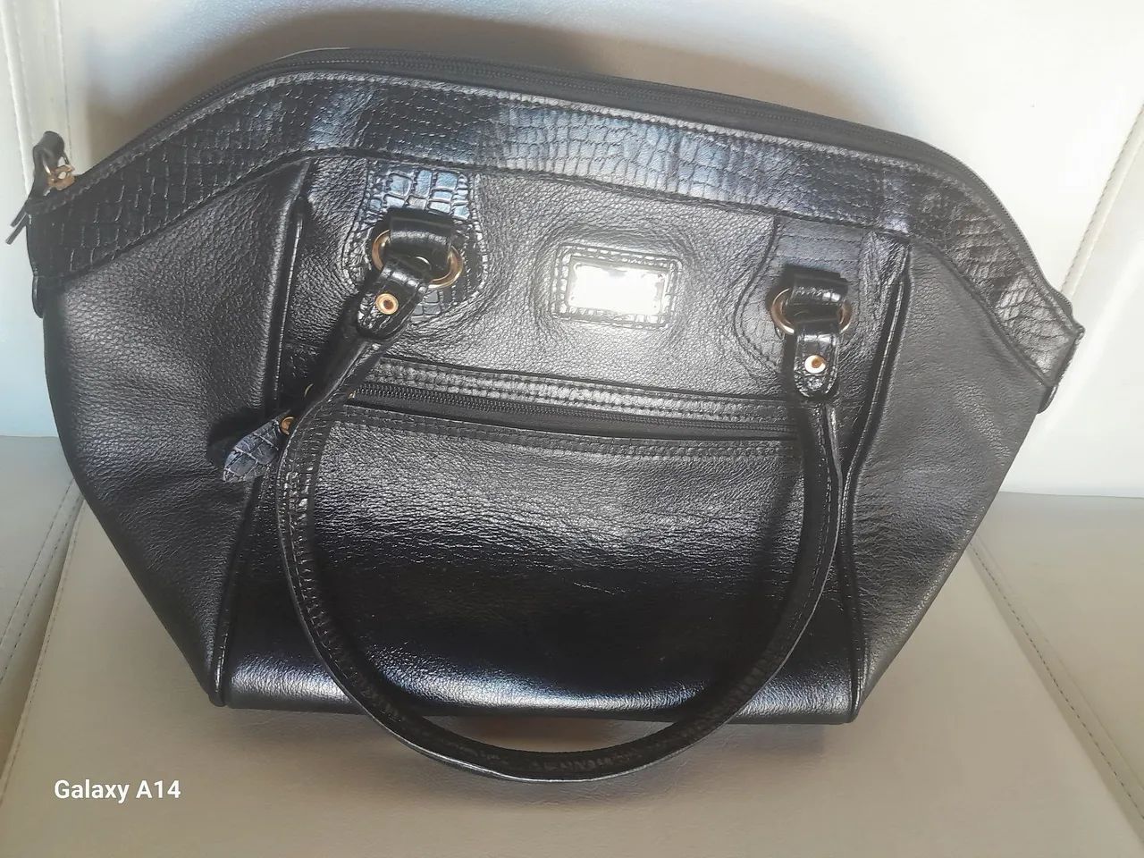 Bolsa feminina marca Constance nova