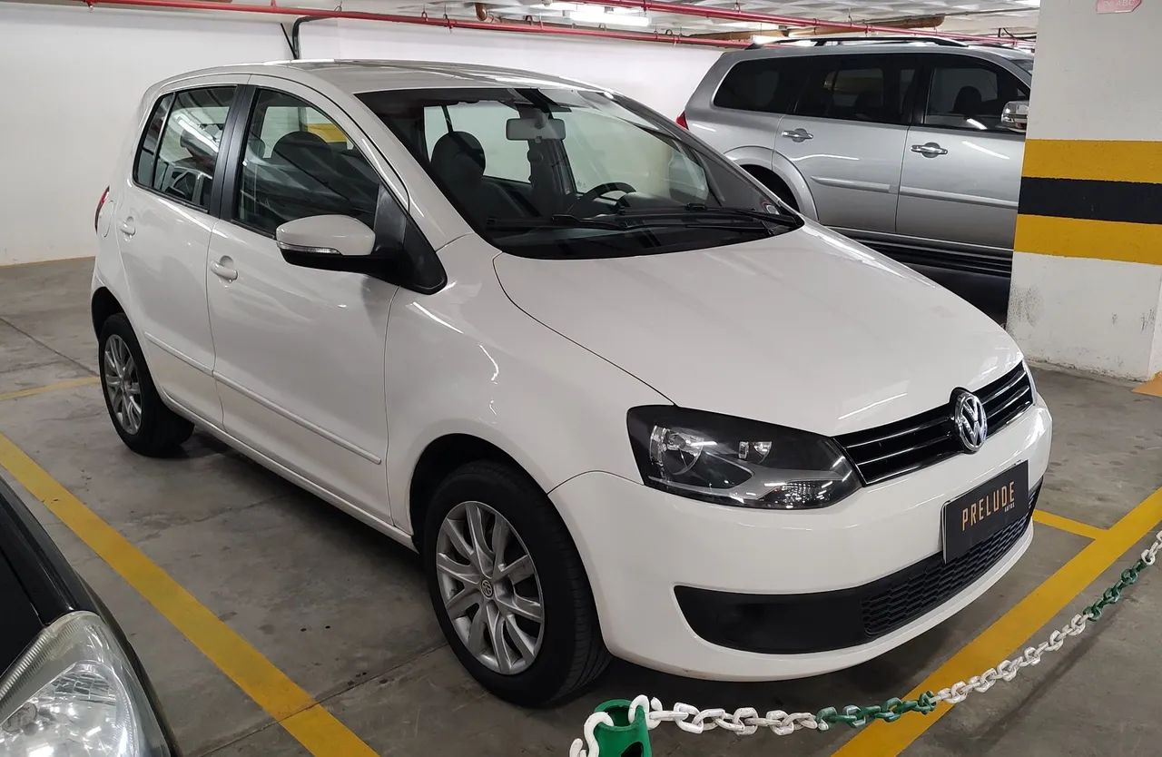 Volkswagen Fox Fox 1.6 Mi Total Flex 8V 5p 2014