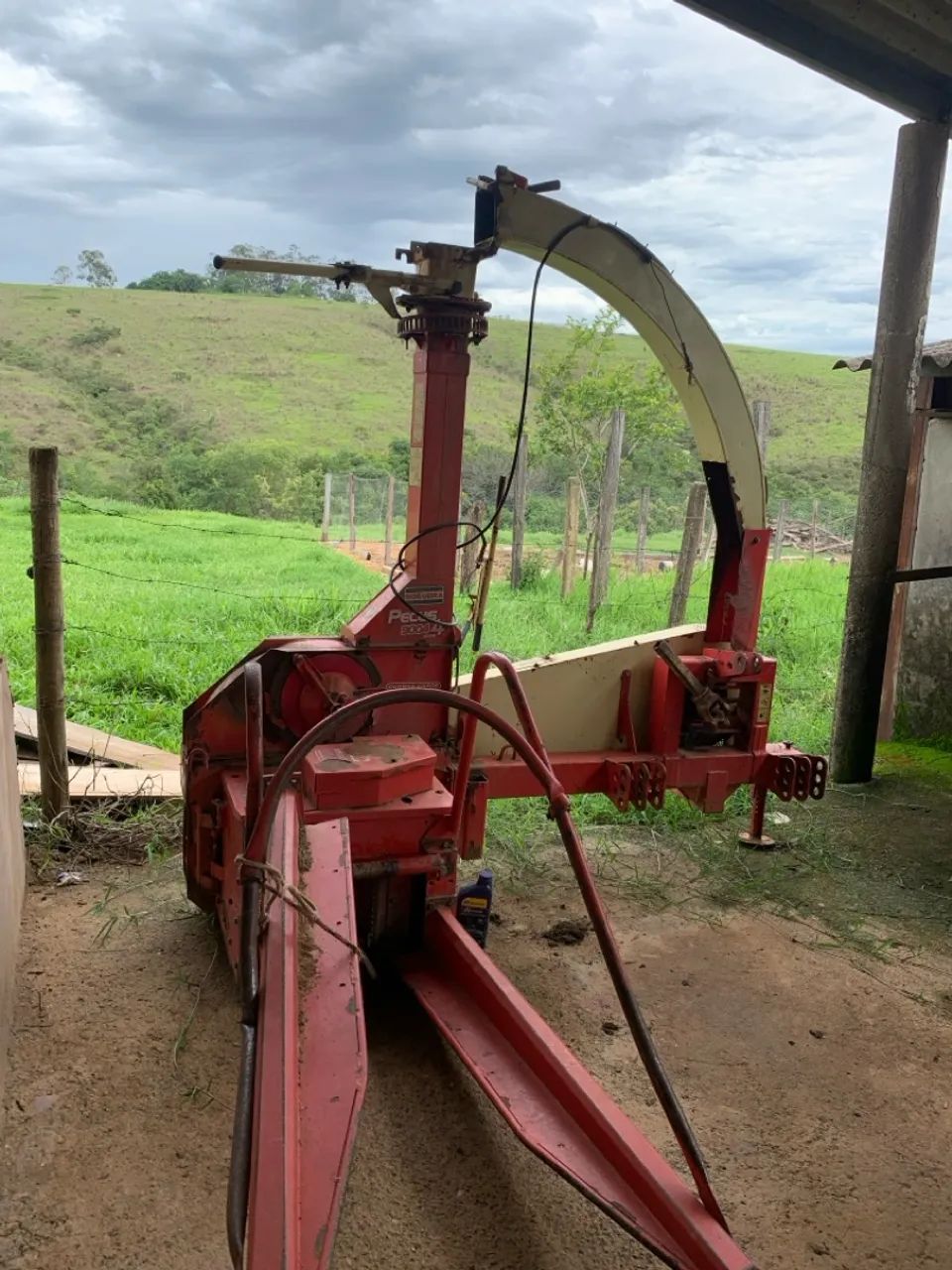 Triturador de Forragem Usado - Excelente Estado - Foto 4