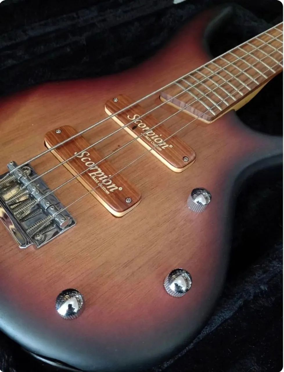 Contrabaixo luthier Scorpion Custom 4 Cordas  - Foto 2