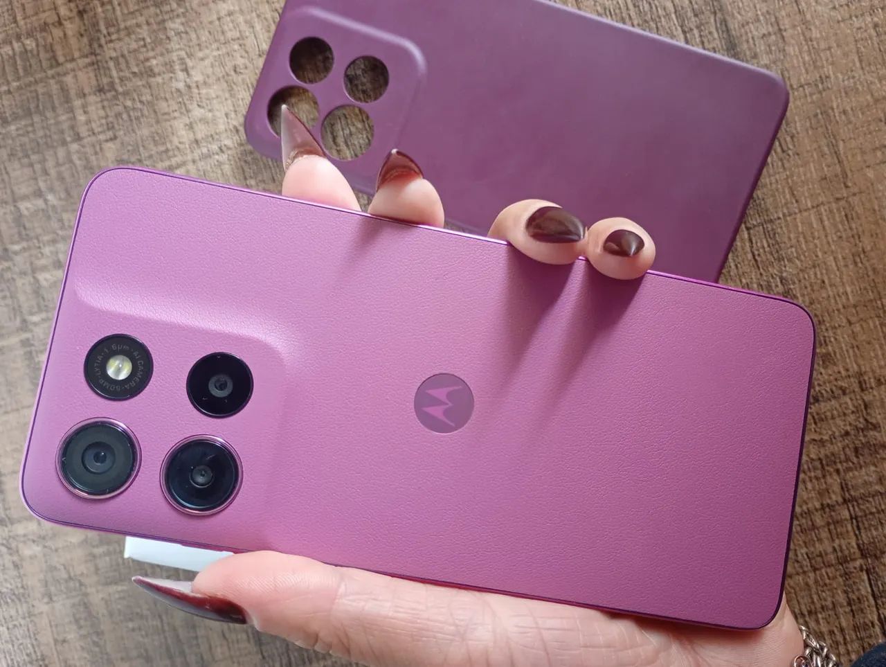 Celullar semi novo moto G17