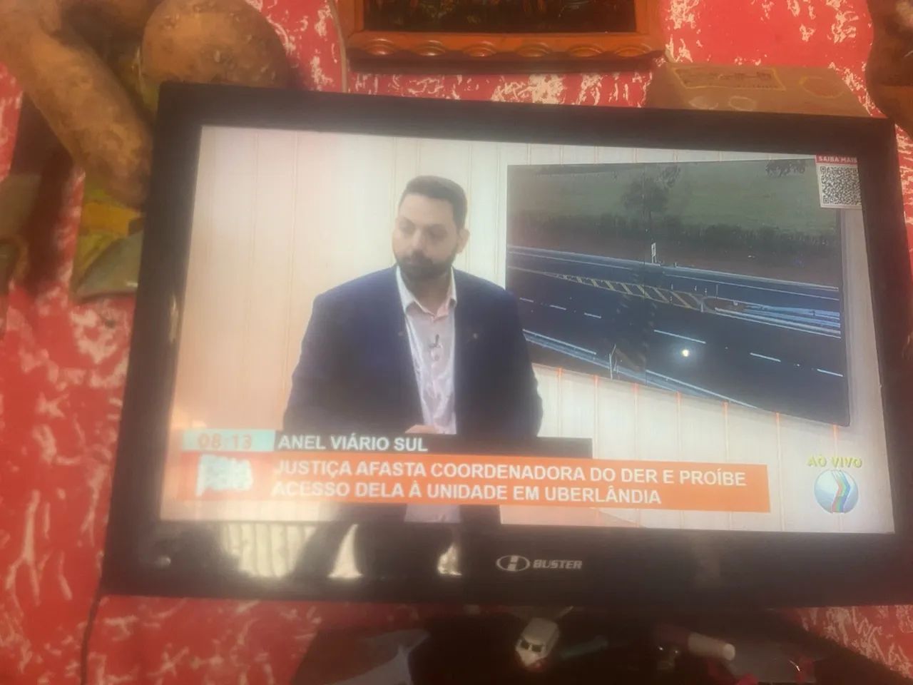 Tv 32 polegada não e smart  - Foto 3