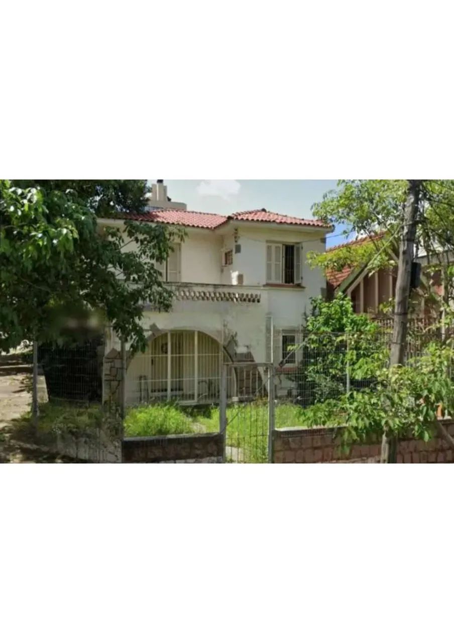 Casa de esquina no bairro Rio Branco