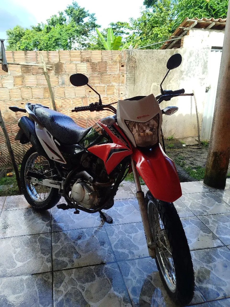 Bros 150 