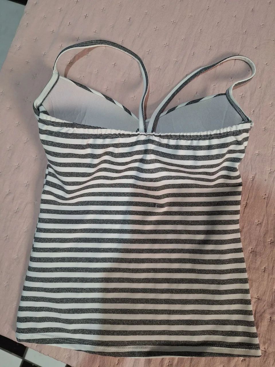 Roupa nova ou seminova  - Foto 2