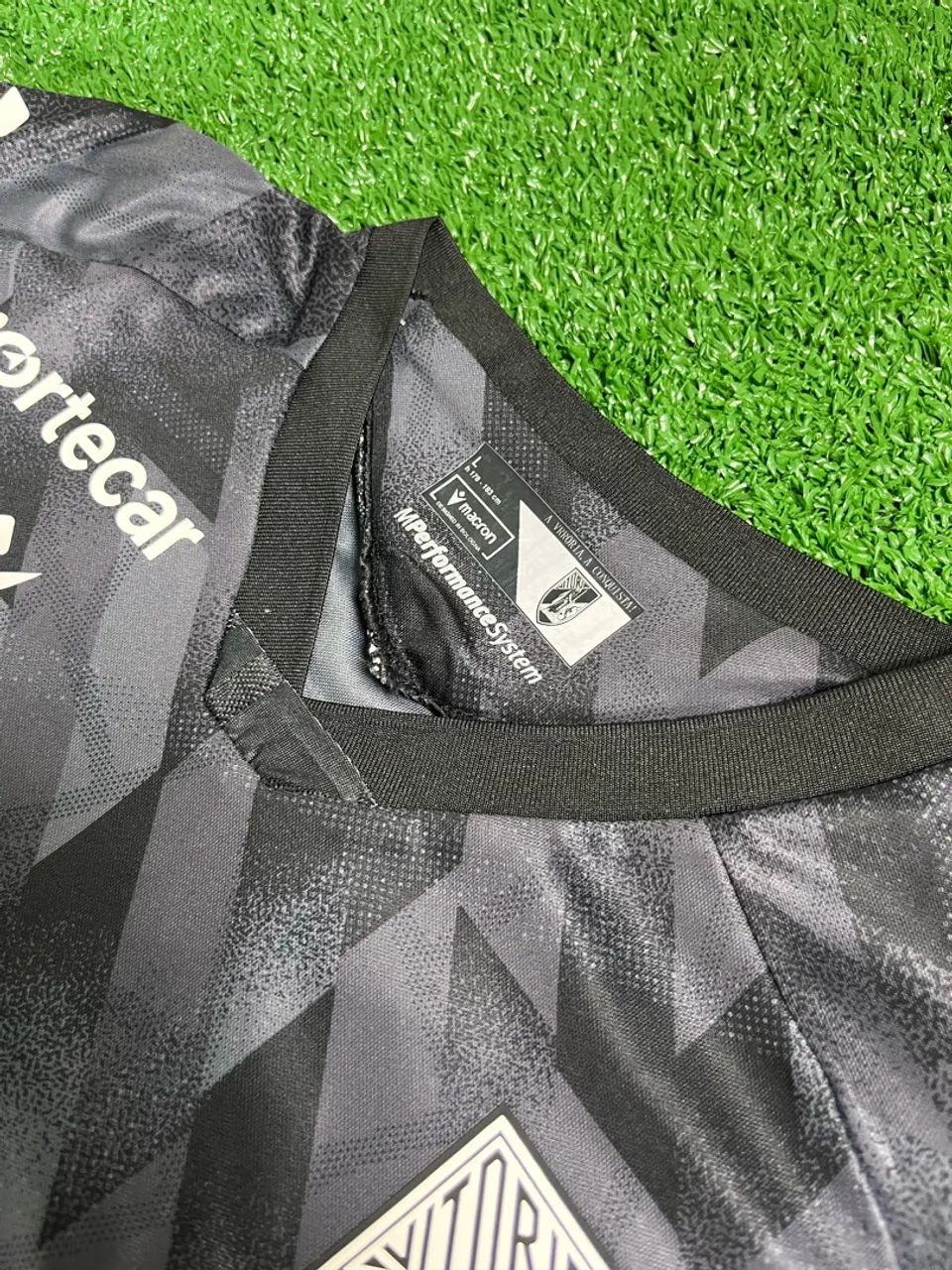 Camisa Vitoria de Guimaraes II 2025/26 - Foto 5