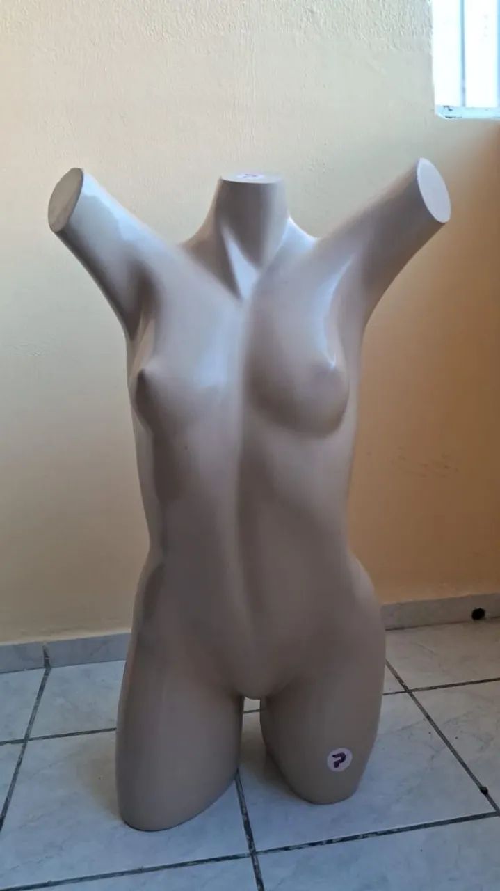 Vendo Manequim Feminino corpo