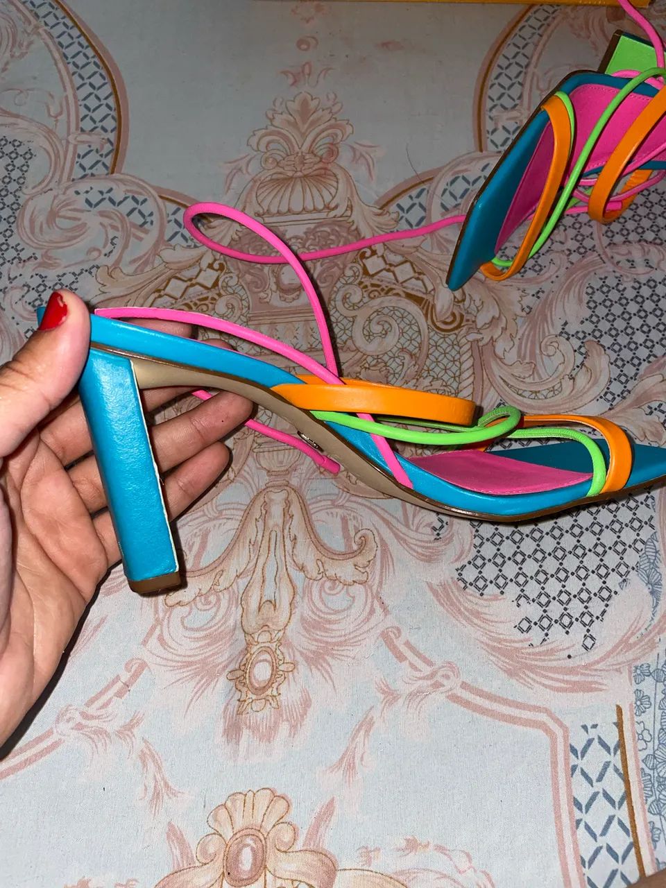 Sandália Arezzo Multicolorida ? Tamanho 38  - Foto 3
