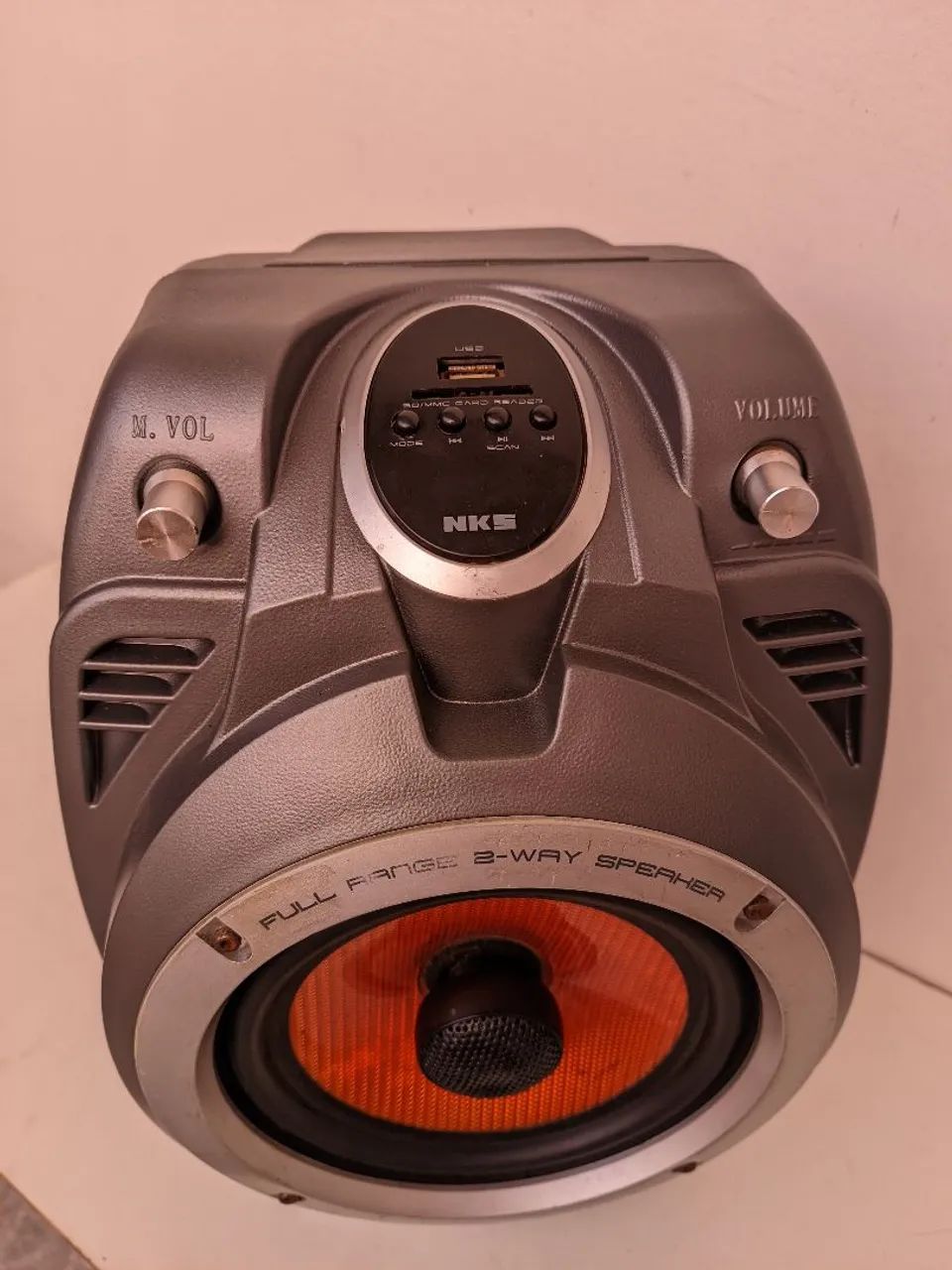 Caixa de som amplificada com Bluetooth USB Rádio e Karaokê  - Foto 4