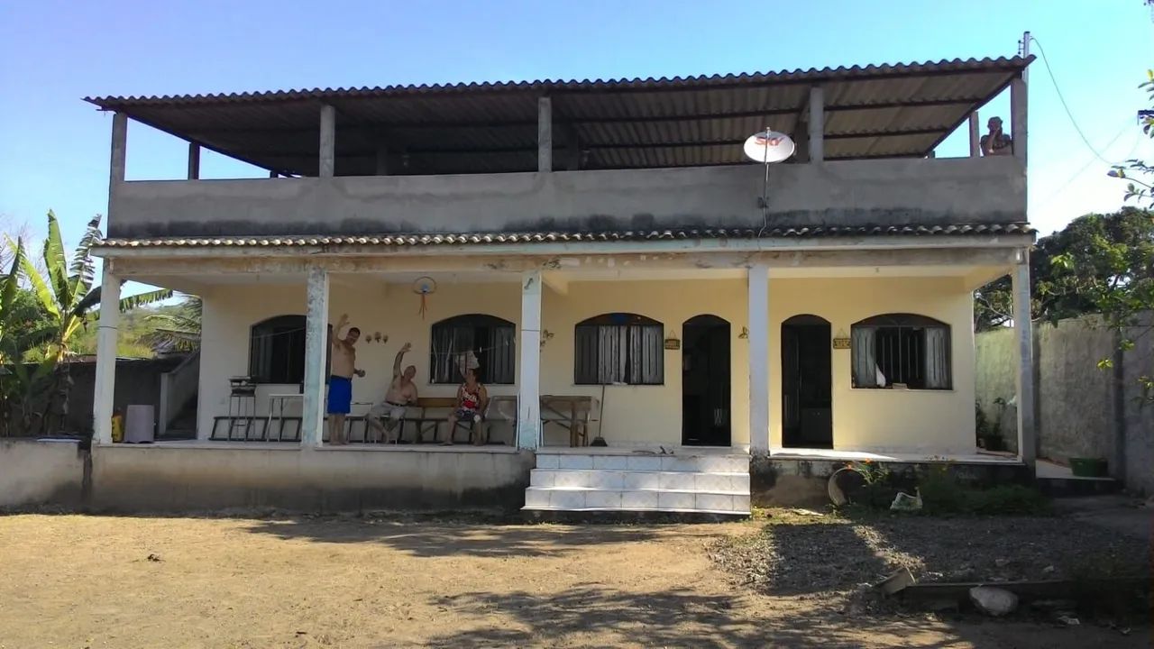Ótima casa e um terreno em Monjolos - Foto 2