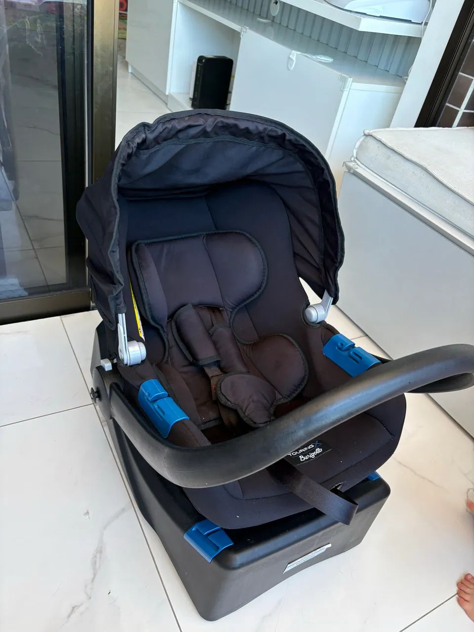 Bebê conforto Burigotto com base para carro  - Foto 3