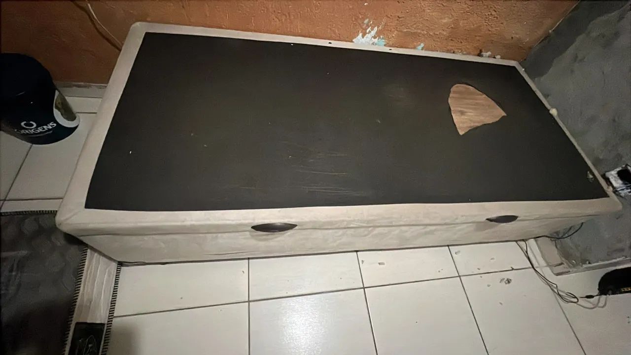 Box com baú 