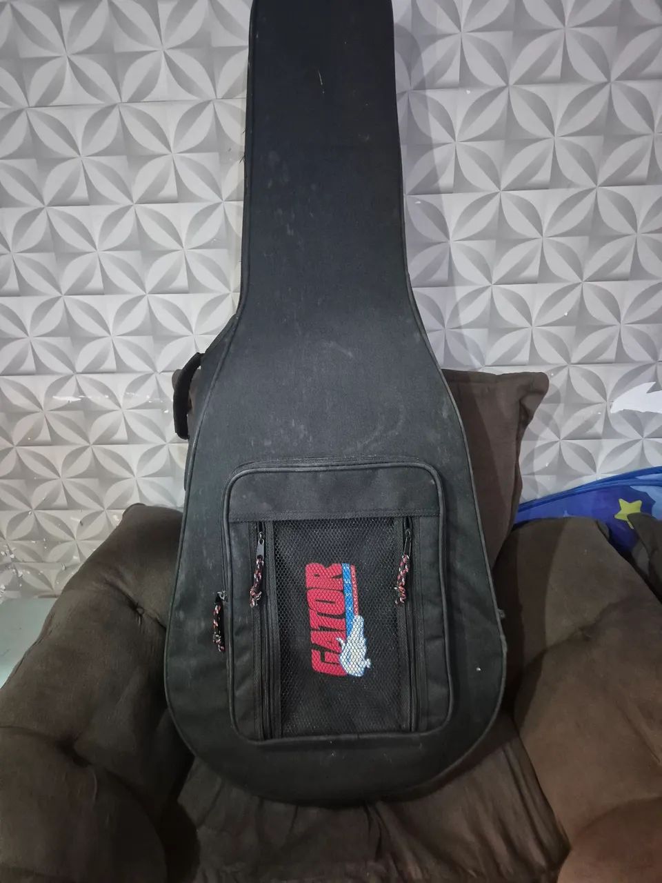 Case de violão ou guitarra 