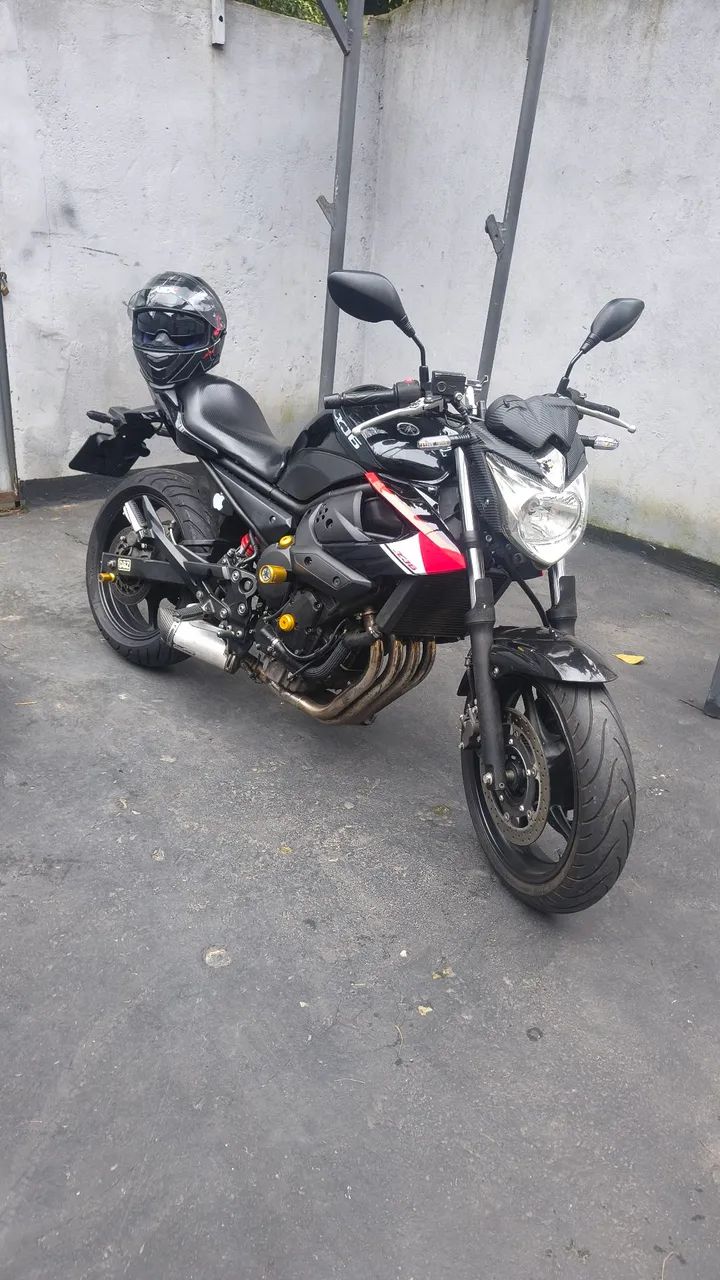 Xj6 naked