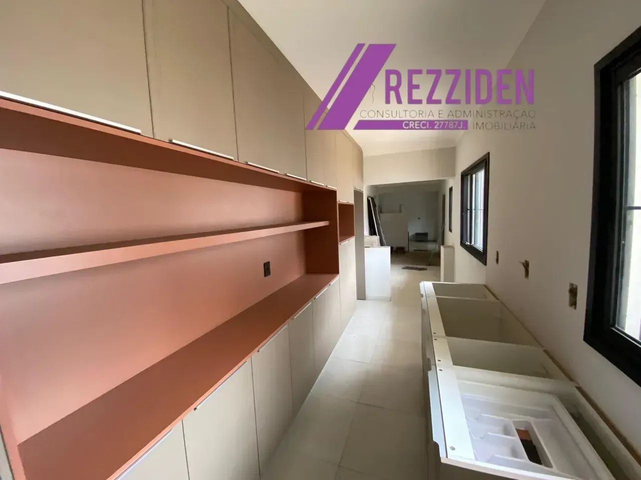 Imóvel para venda possui 300 m² com 4 quartos - Foto 3