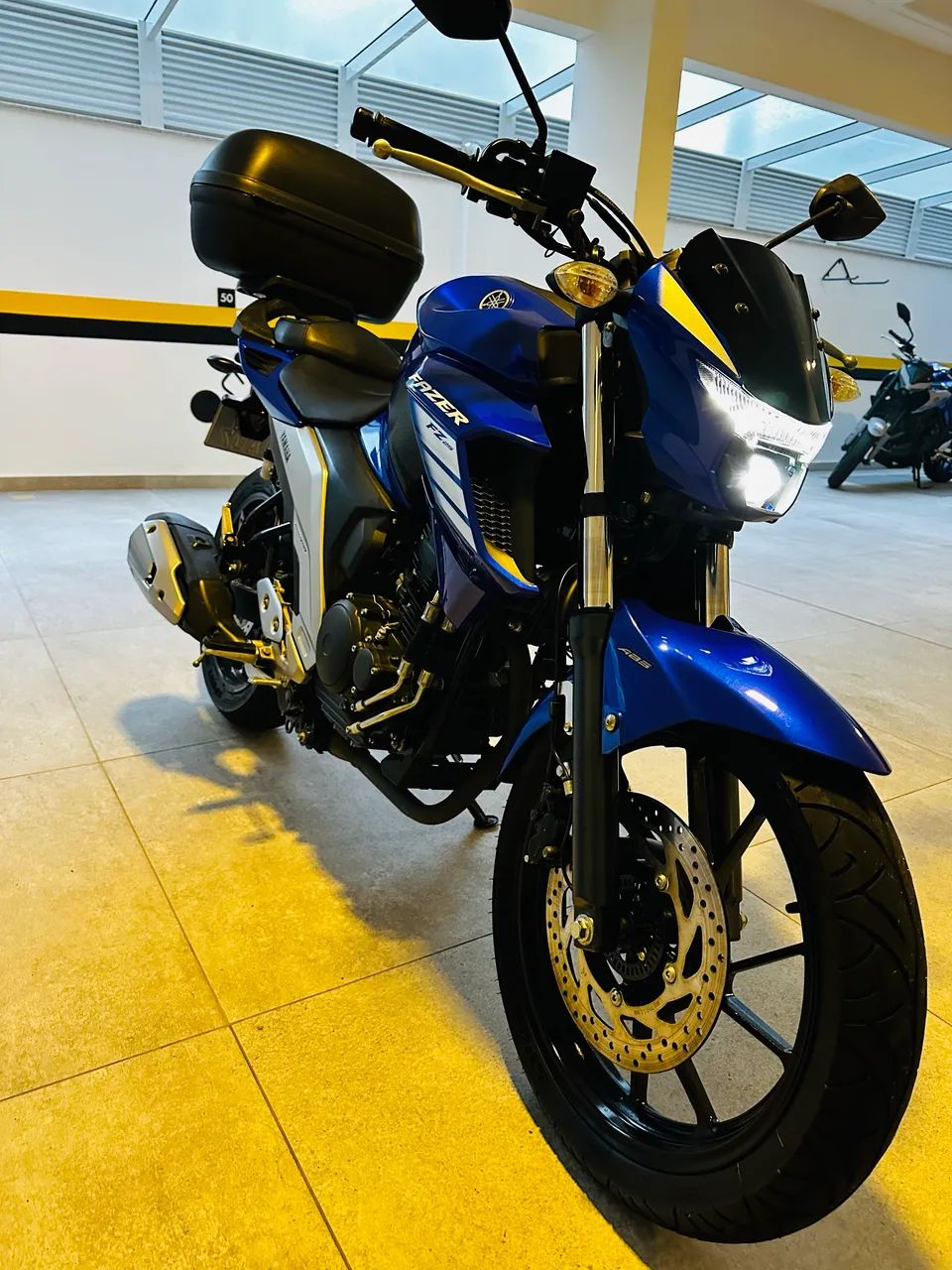 Yamaha Fazer 250 ano 2023 - Apenas 6.700 km  - Foto 2