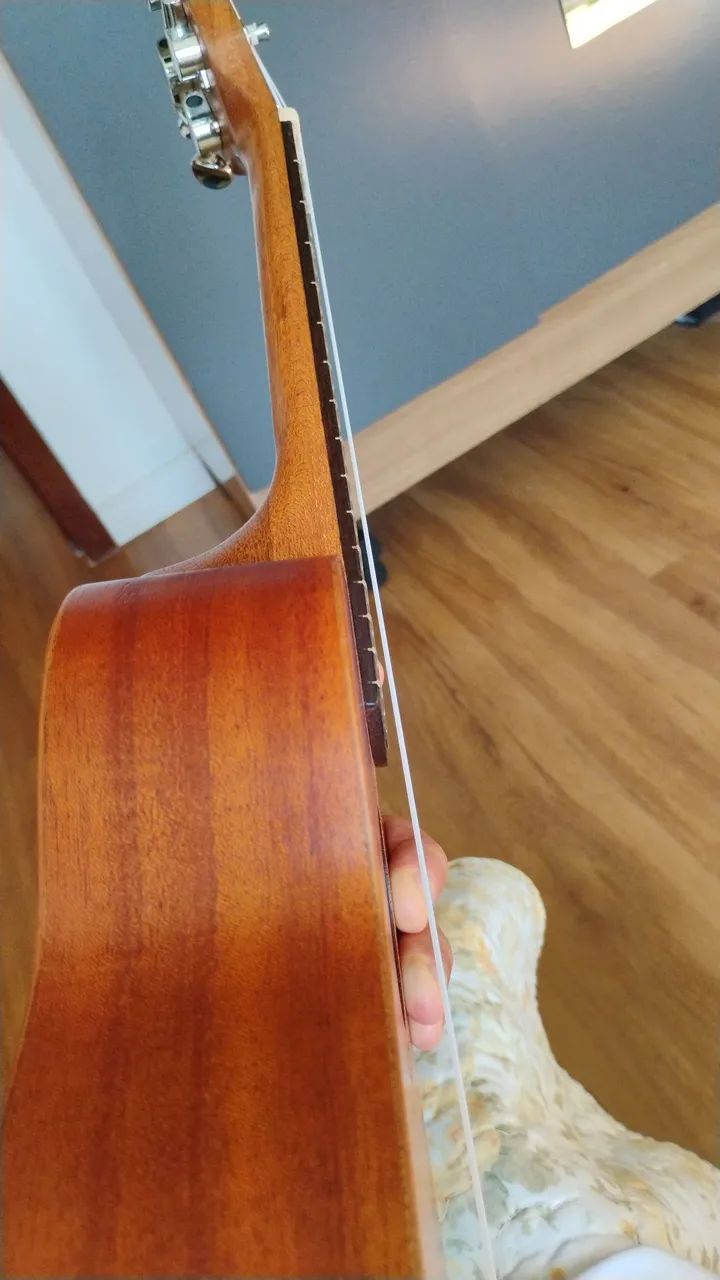 Ukulele em perfeito estado  - Foto 3
