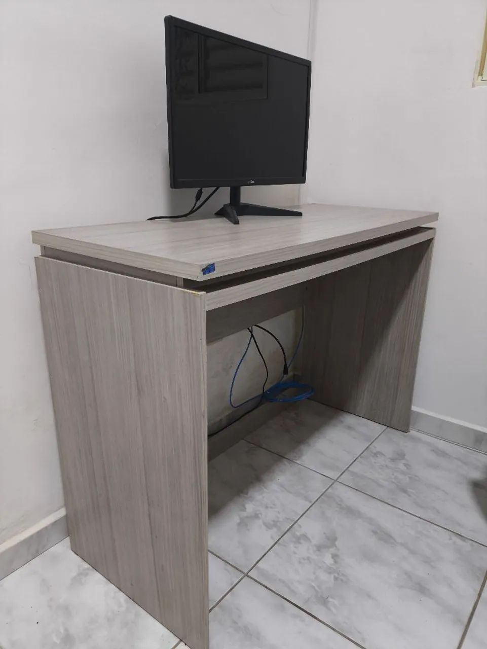 Escrivaninha / mesa escritório 