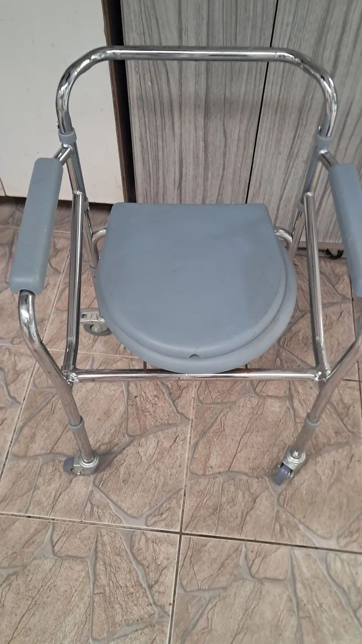 Cadeira de banho nova - Foto 2