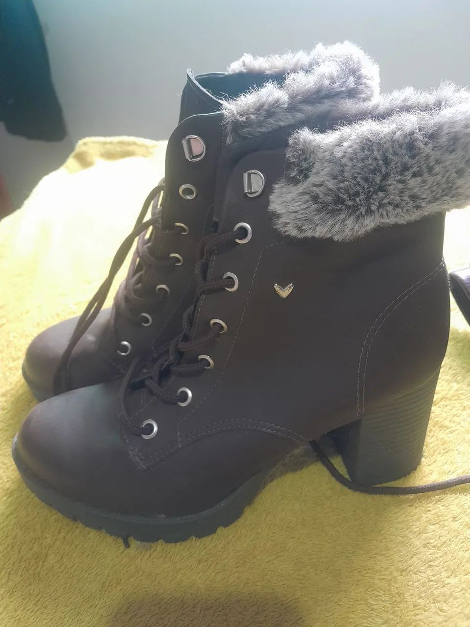 Botas femininas  - Foto 2