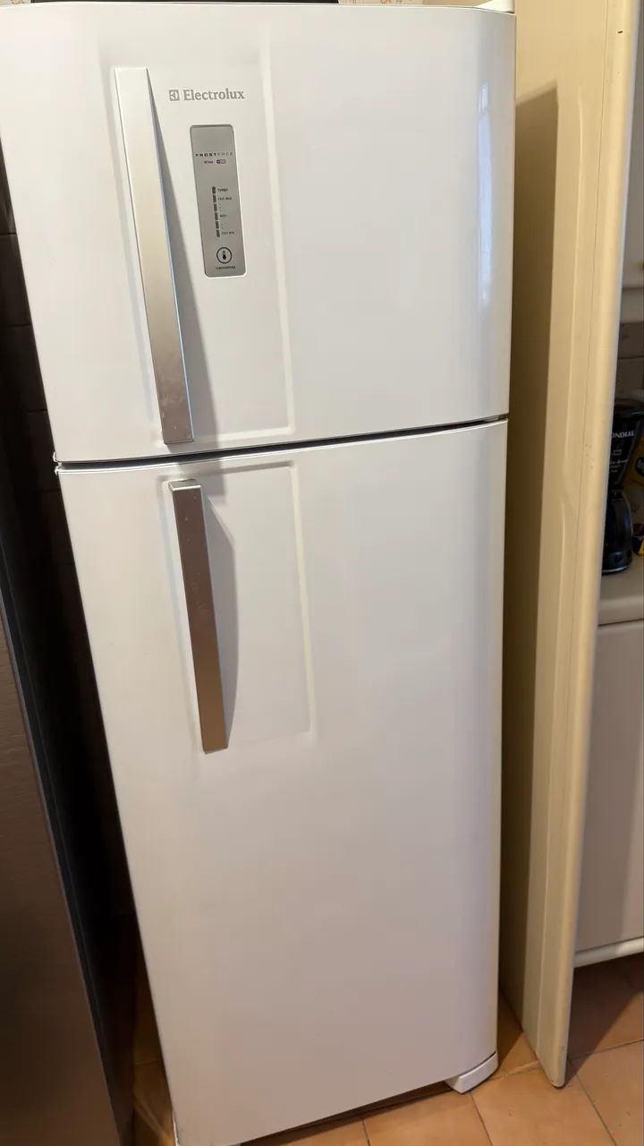 Geladeira Electrolux DF36A 310 litros - Foto 2