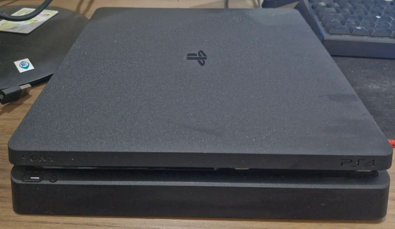 PS4 slim 1TB - Foto 2