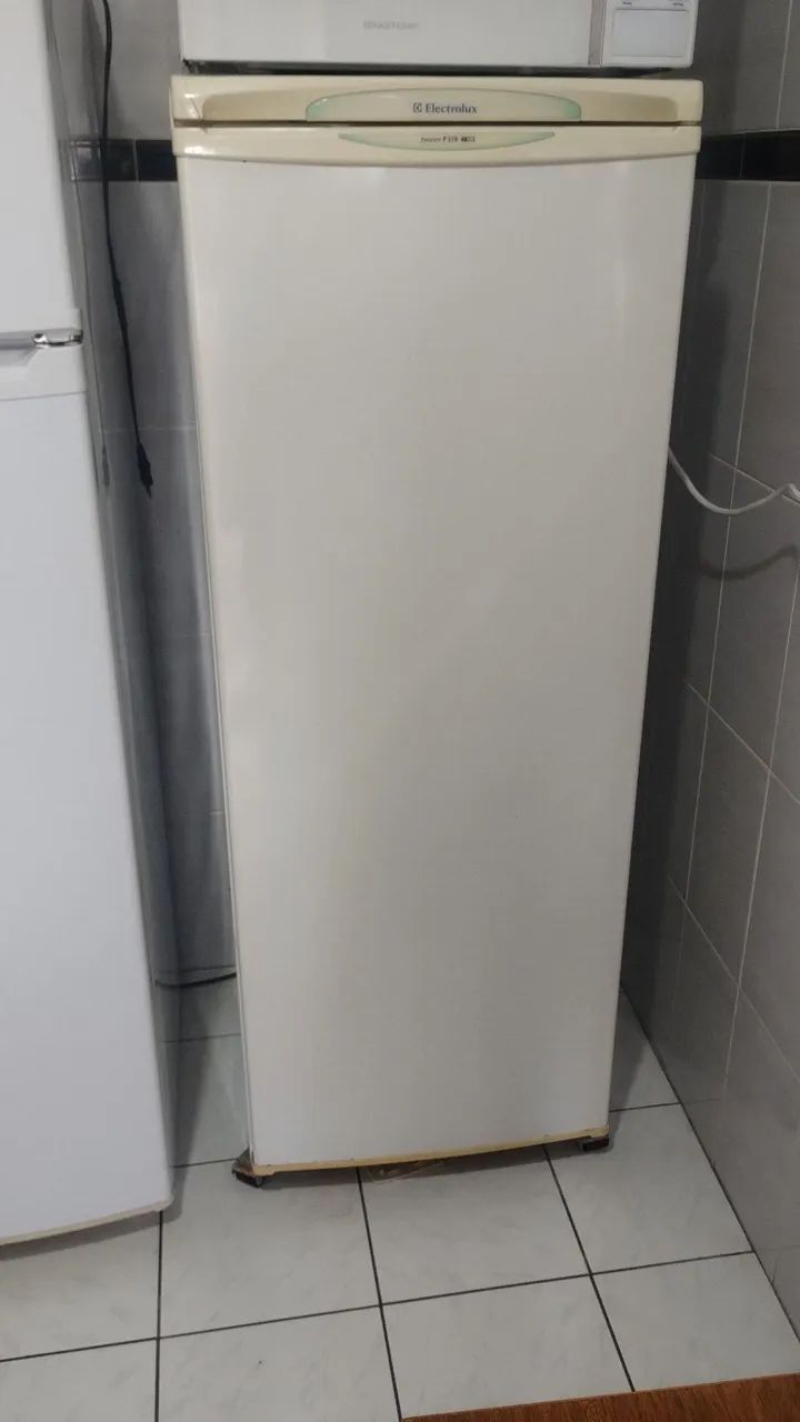 Freezer em ótimo estado !!