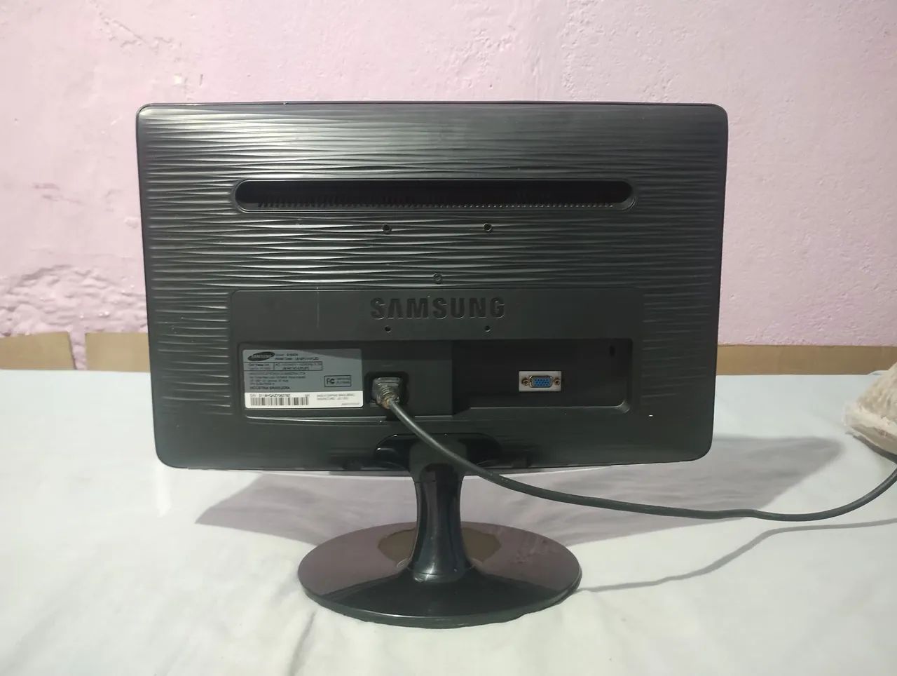 Monitor Samsung 19" B1930N - Para Conserto/Peças - Foto 2