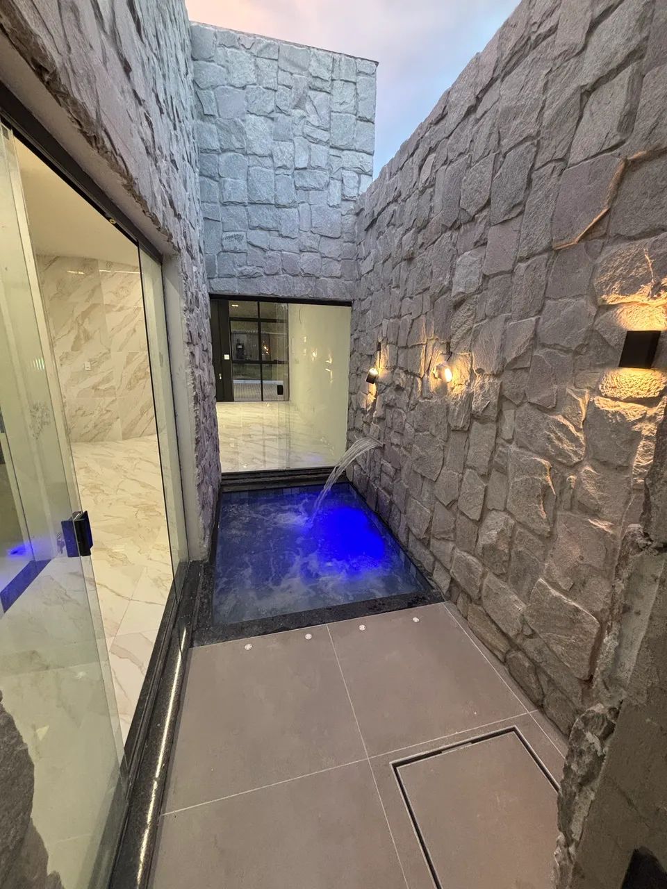 Vendo Casa Com Piscina, Hidro e Automatizada  - Foto 2