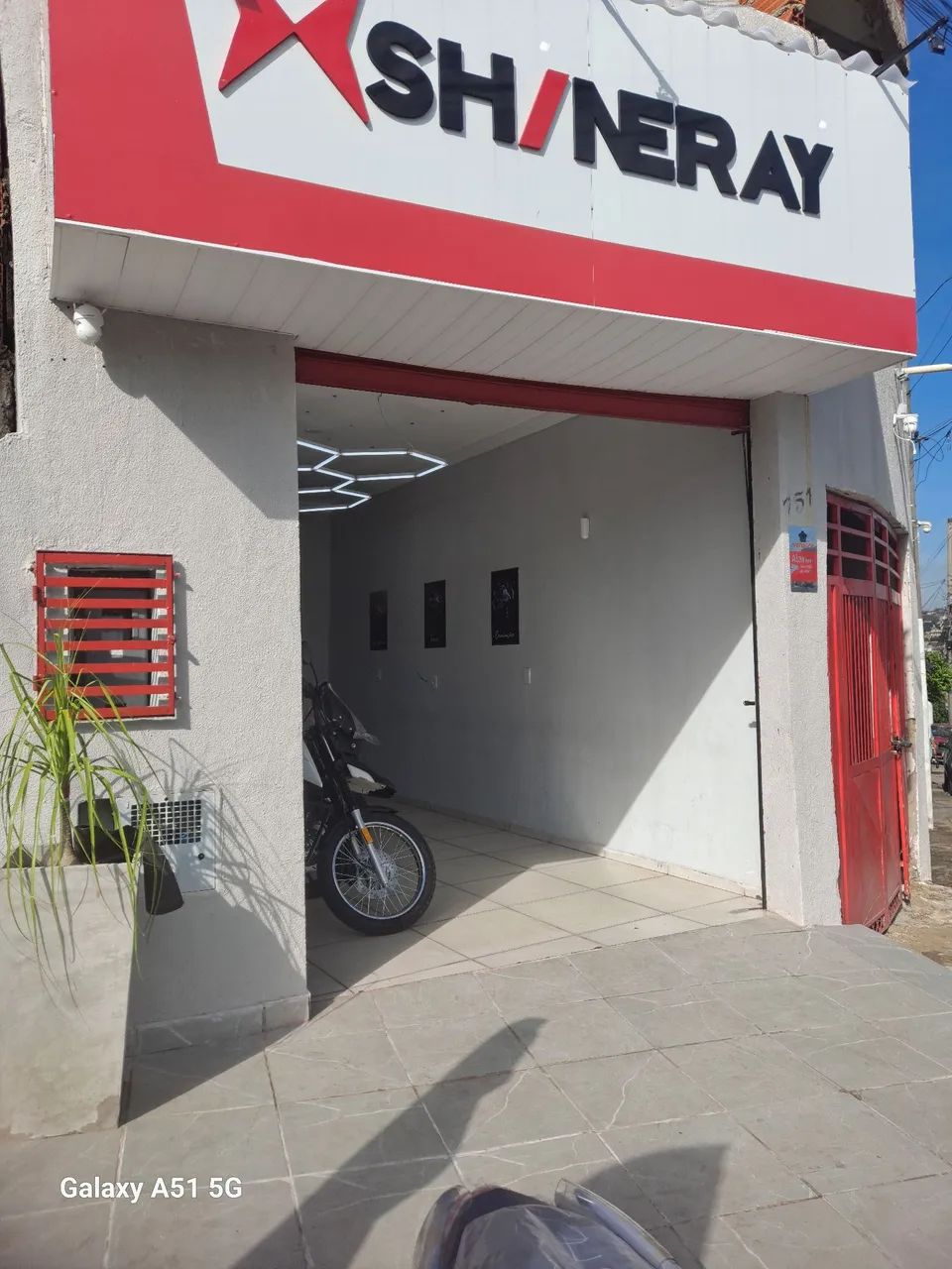 Alugo salão comercial, com porão  - Foto 4