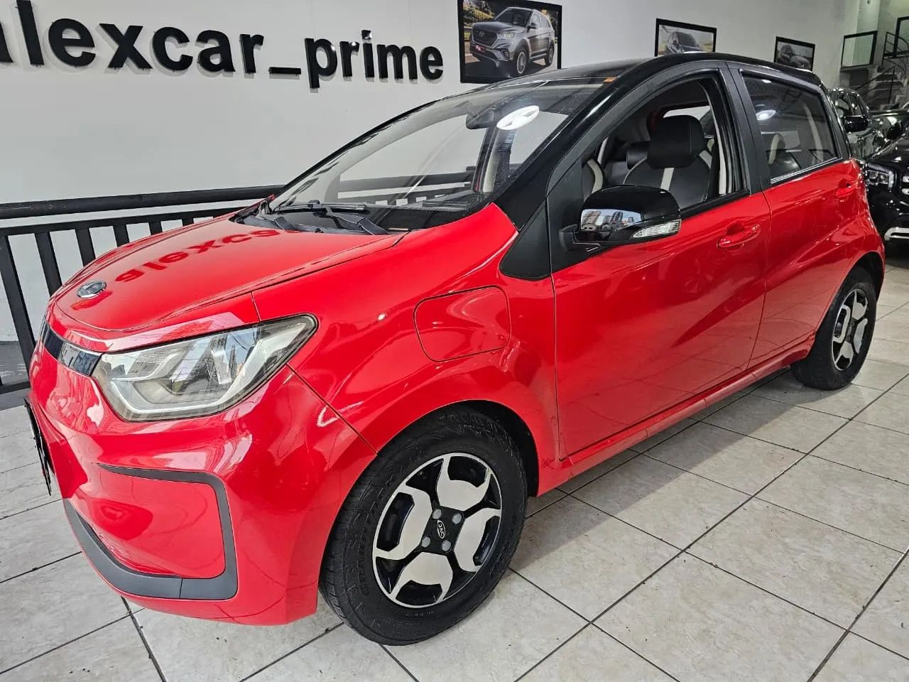 JAC E-JS1 62cv 5P Aut. (elétrico) 2023