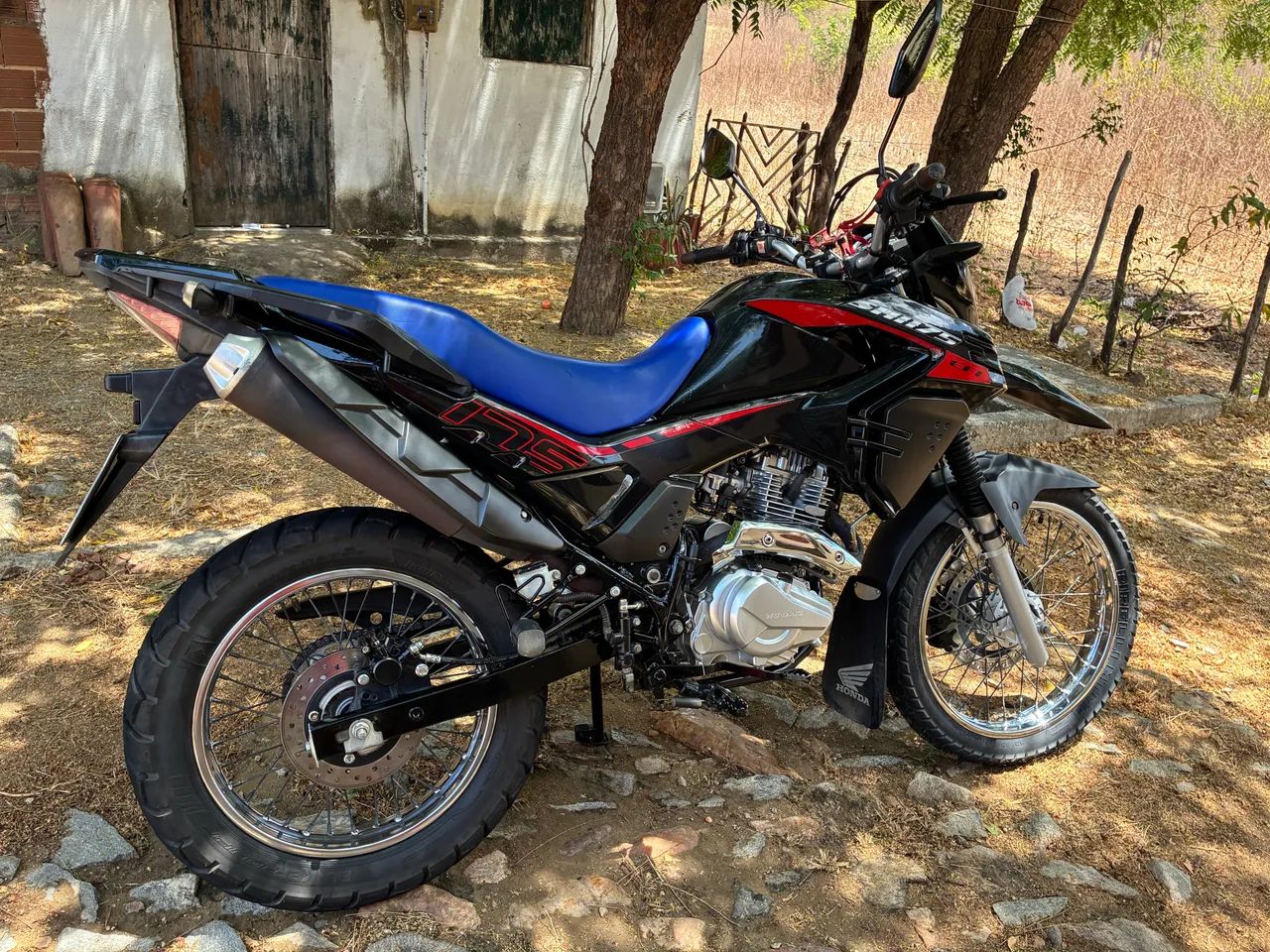 Shi 175 efi bem cuidada e zelada - Foto 3