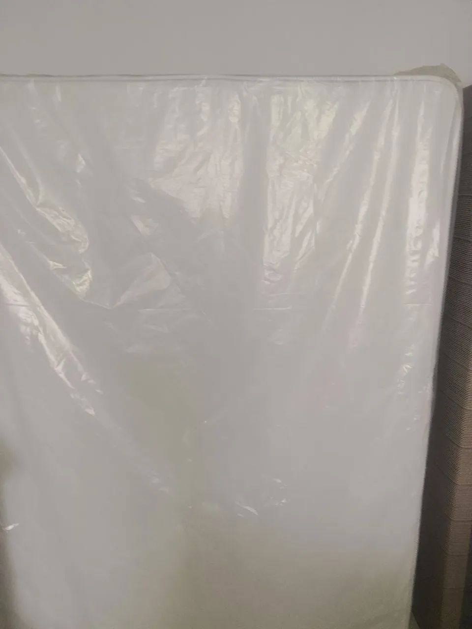 Cama box com baú 