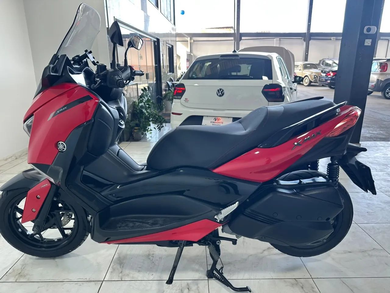 Yamaha Xmax 250 abs 2024 - Foto 2