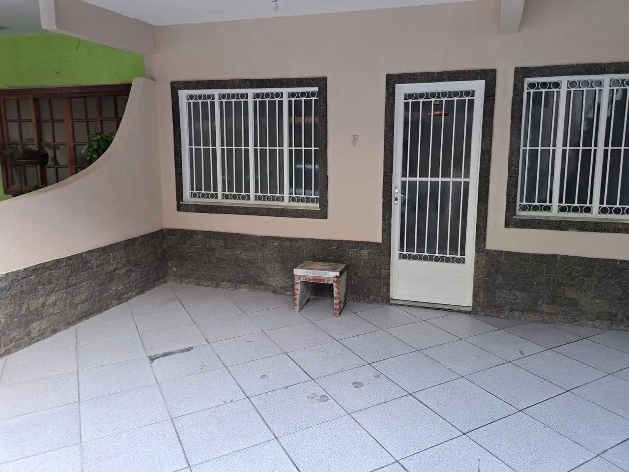 Casa linear com 2 quartos próximo a UNIG 