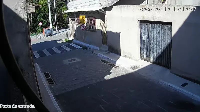Cuidadora e Empregada do lar