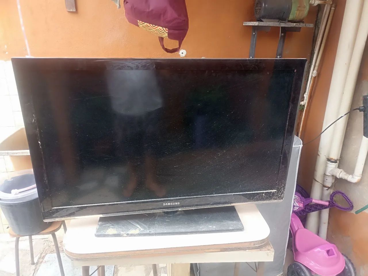 Televisão de 42 polegadas - Foto 2