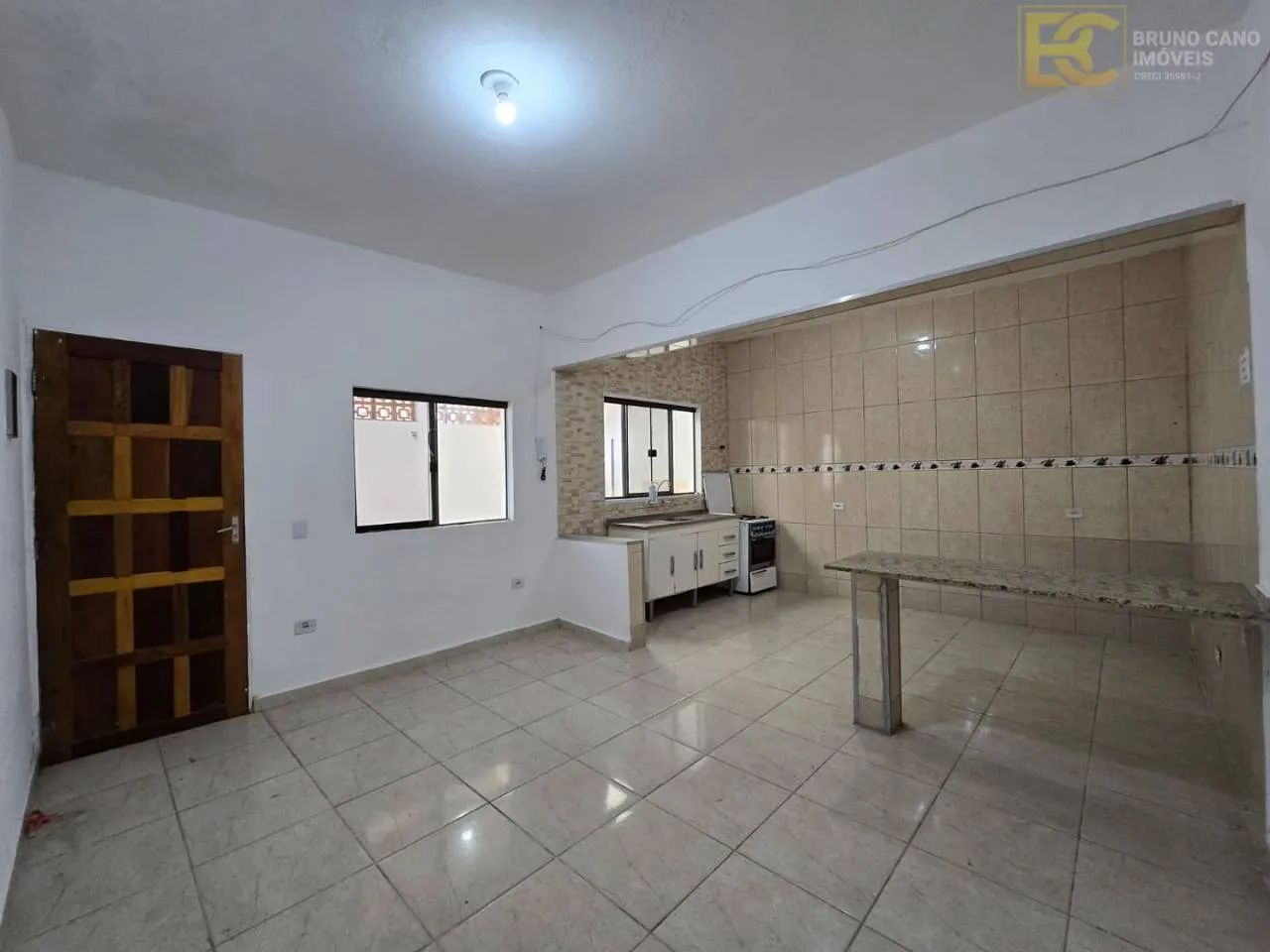 Sobrado com 5 quartos e edícula à venda! - Caraguava - Peruíbe/SP - Foto 2