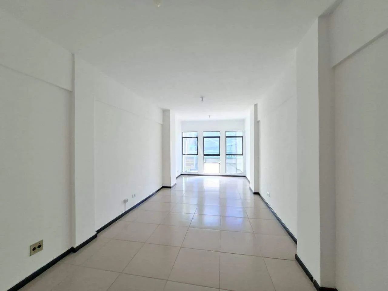 Sala para locação no centro de Cascavel Pr - Foto 2