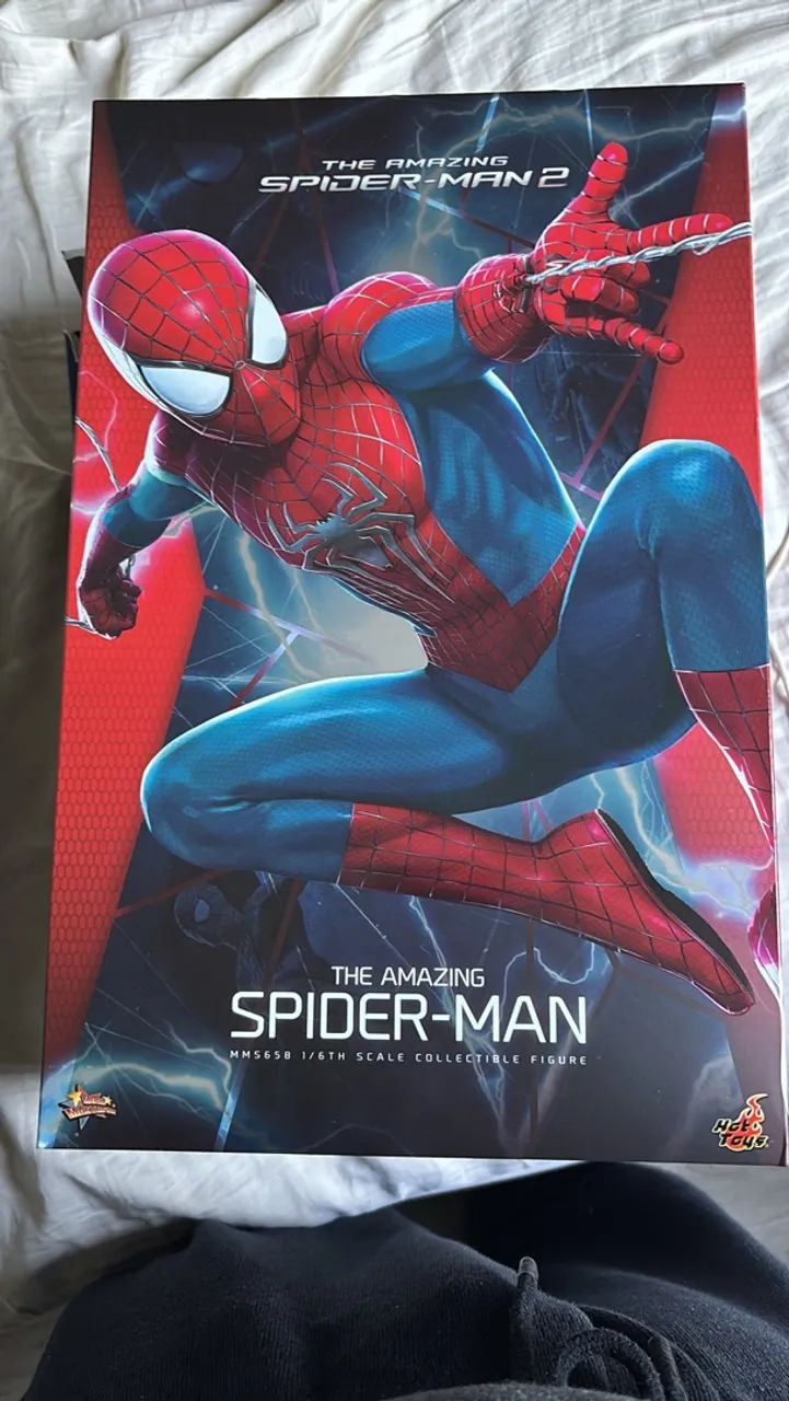HOT TOYS AMAZING SPIDER MAN 2 - Brinquedos e Jogos - Vila Suzana