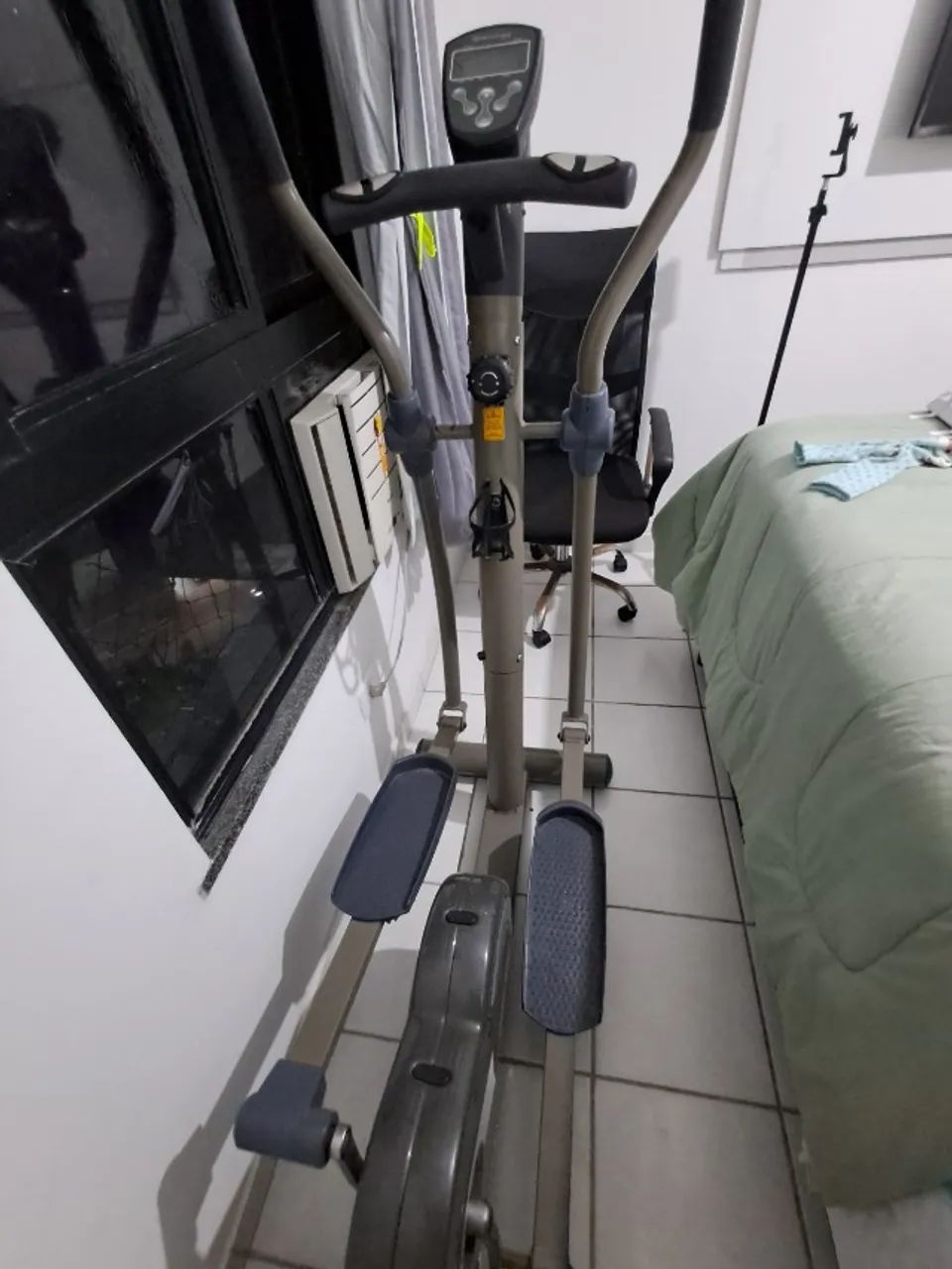 Eliptico marca Moviment profissional usado - Foto 3