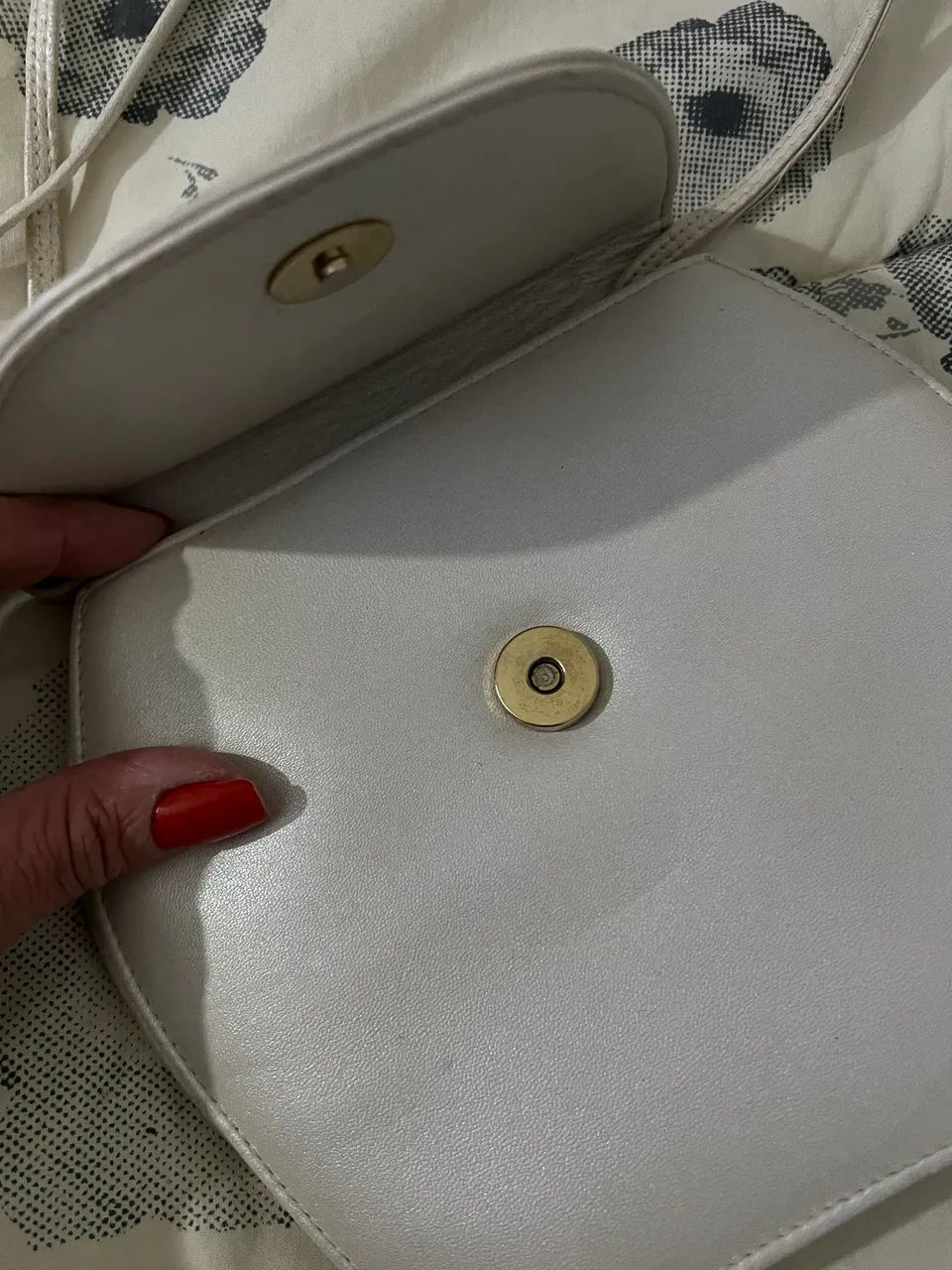 Bolsa pequena couro legítimo  - Foto 4