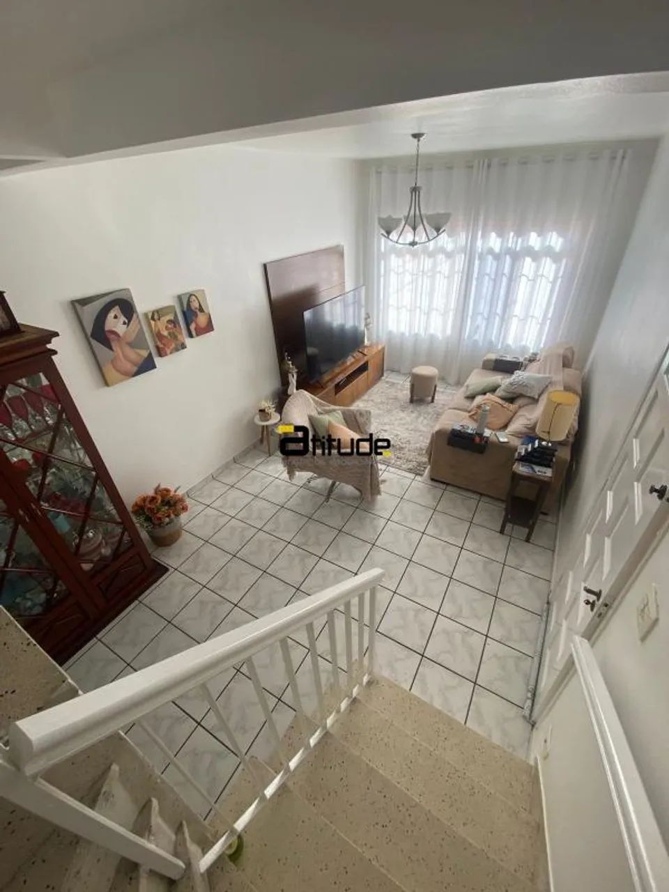 IMPERDÍVEL NA VILA YARA  CASA COM LOCALIZAÇÃO PRIVILEGIADA - Foto 3