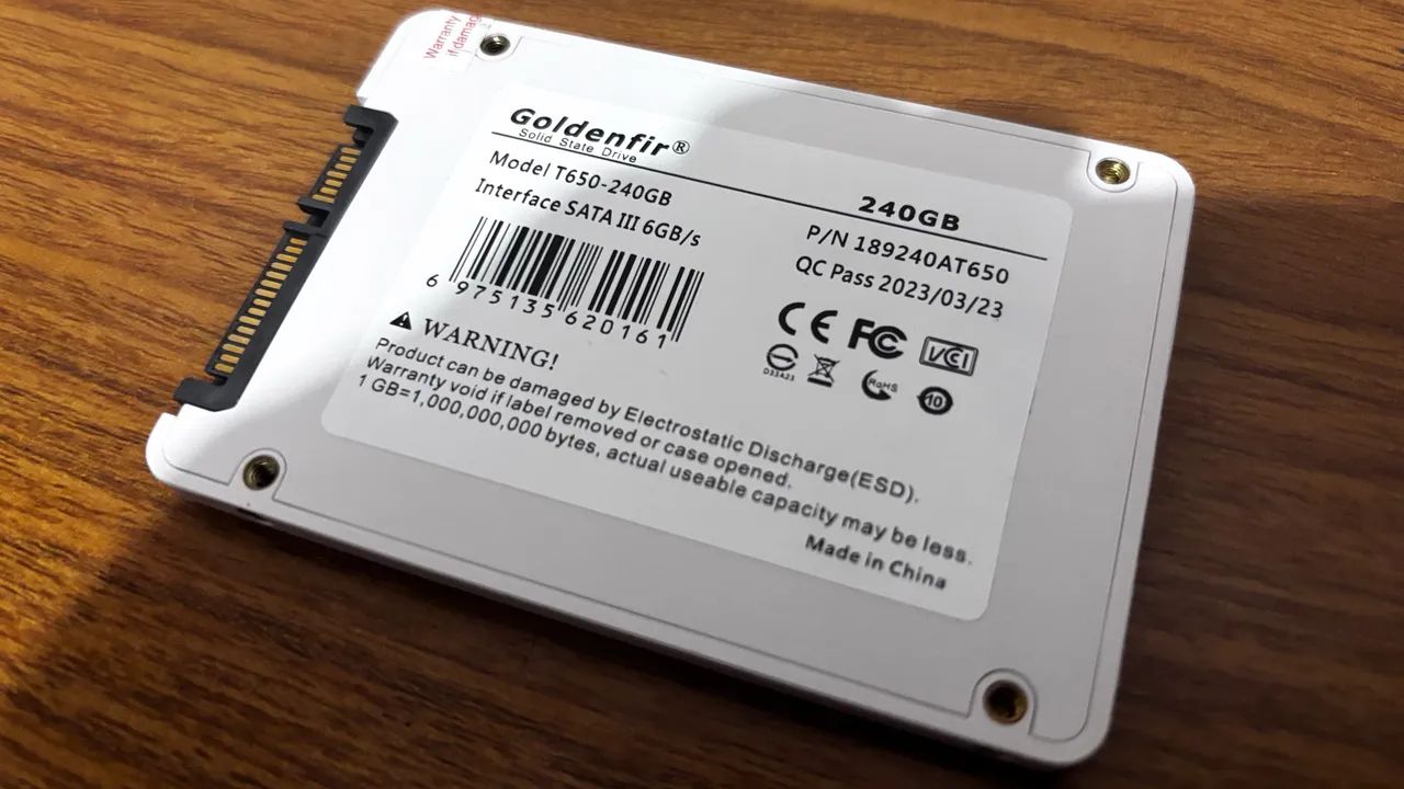 Ssd 240gb Goldefir com windows 10 e office 2024 ( quase novo)