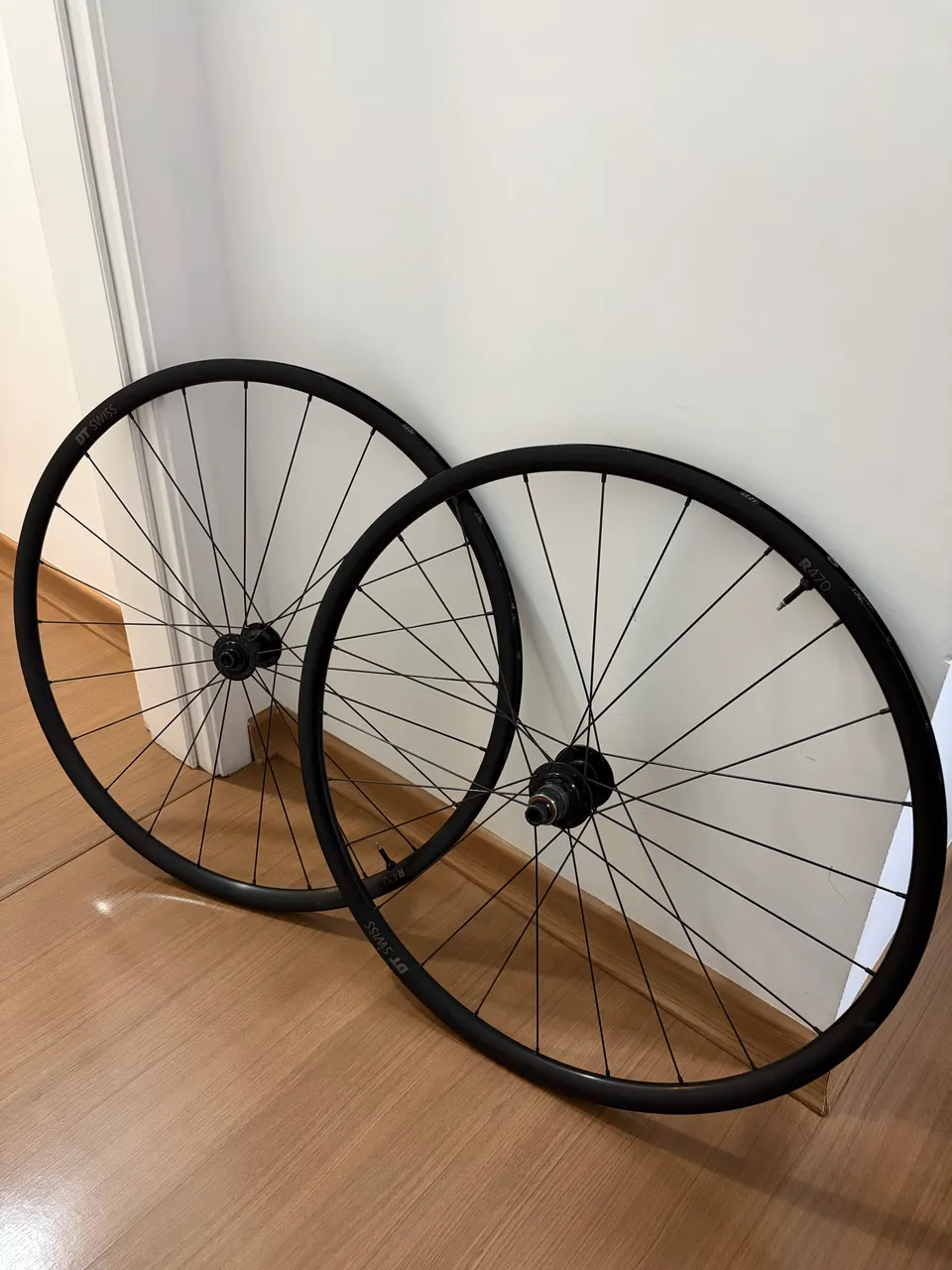 Par De Rodas Dt Swiss R470 Db Disco Speed 28r Supersix Preto NOVAS